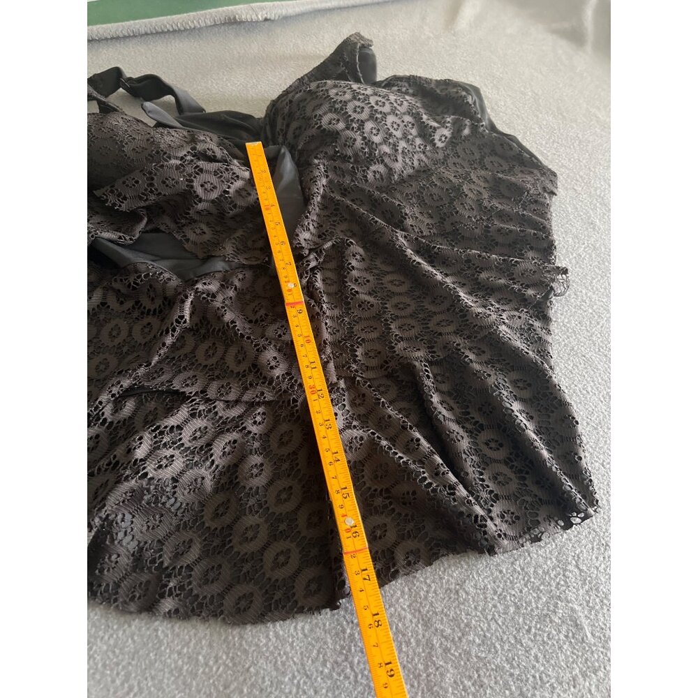 Avenue Black Lace Plus Size Swim Top 28W Tankini Wide‎ Straps Molded Cups - Picture 7 of 11
